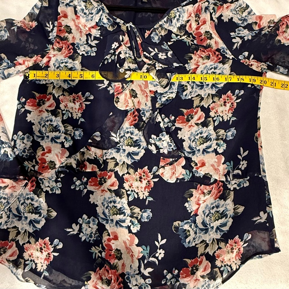 White House Black Market Navy Floral Blouse